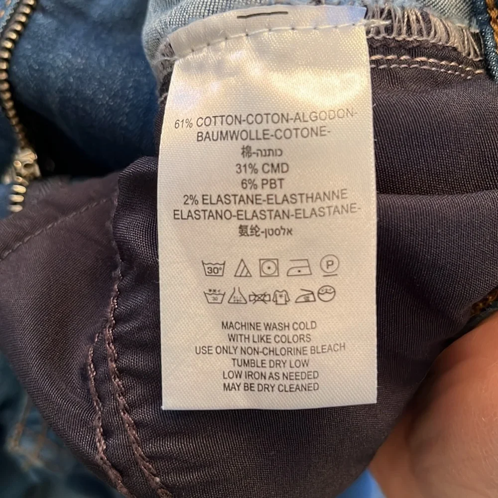 Free People Women’s Shark Bite Distressed High Rise Med Wash Skinny Jeans Sz‎ 27